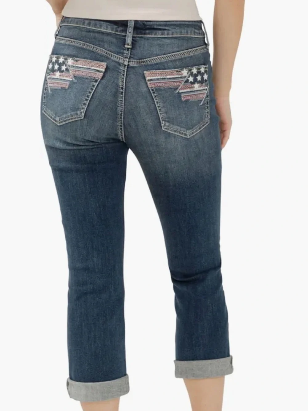 Suki Americana Curvy Mid Rise Capri Jeans Silver Jeans Co. Ballot